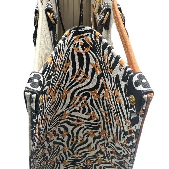 Authentic Louis Vuitton Limited Ed On The Go GM Jungle White 2way Top/shoulder - Picture 7 of 15